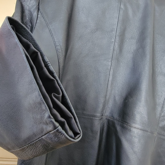 Black Worthington XL REAL leather coat - Picture 3 of 6